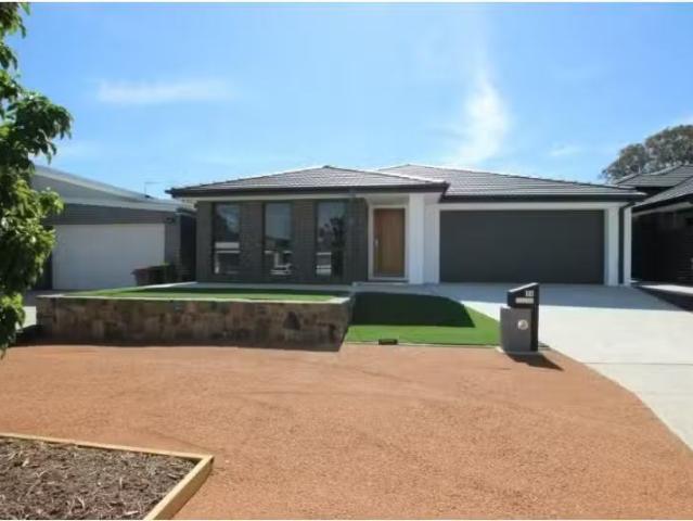 34 Lorraway Street, Holt House for rent Listed by Salin Shres.