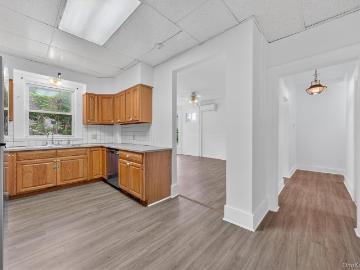 34 Market St, Unit 1, Ellenville, NY 12428 | MLS #1010