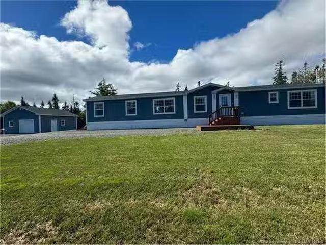34 Marsh Landing Rd, Grand Manan, NB, E5G 1N4 house for sale.