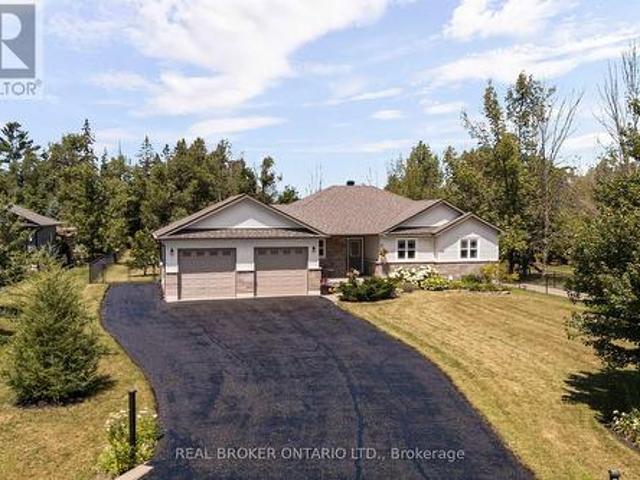 34 Merrington Avenue, Oro Medonte, ON, L3V 0R5 house for sale | Listing ID S13631 | Royal LePage
