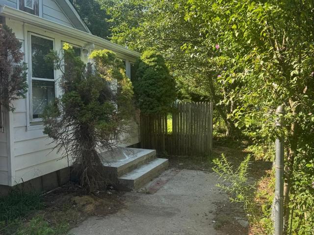 34 Midland Avenue