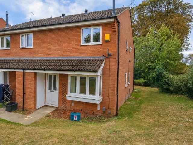 34 Moorland Gardens LU2, 1 bed terraced house to rent, £1,100 pcm | PrimeLocation