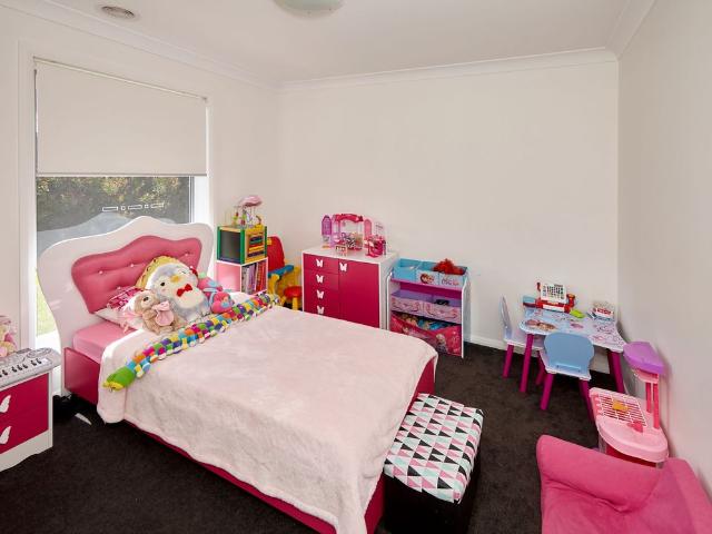 34 Mullagh Crescent Boorooma NSW