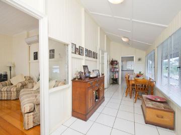 34 Oakwal Terrace, WINDSOR, QLD 4030