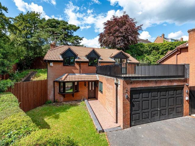 34 Ormes Lane, Tettenhall 4 bed detached house to rent £3,500 pcm £808 pw