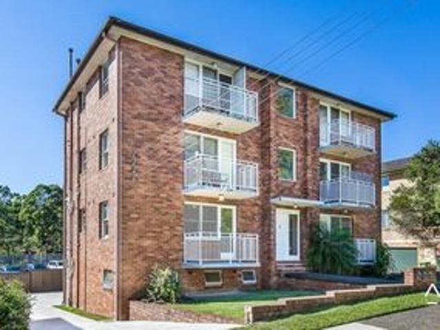 3/4 Oxley Avenue, Jannali