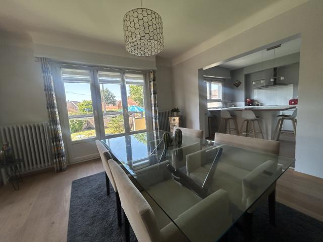 3/4 pièces de 92 m2 hab. dans maison bi famille avec très beau jardin de 2.2 ares