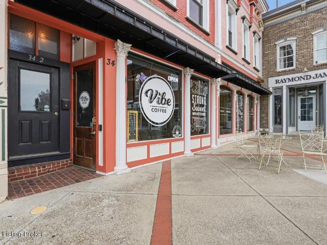 34 Public Square 2A