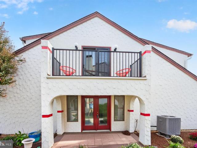 34 Queen Anne Way # A