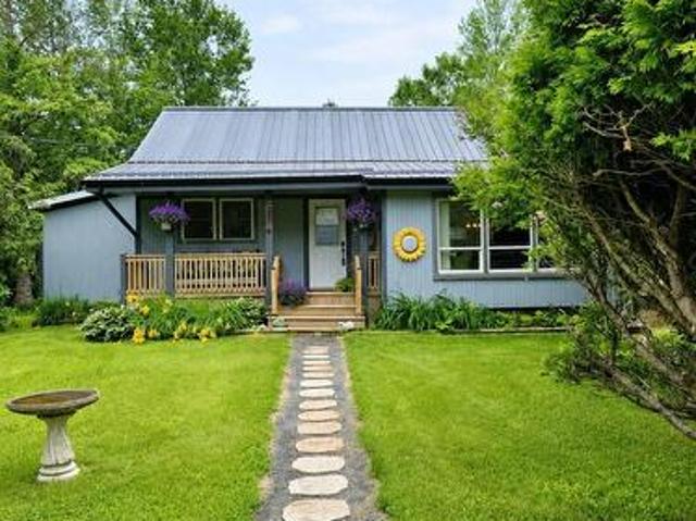 34 Shady Lane, Petawawa, ON, K8A 7Z5 house for sale | Listing ID X13472 | Royal LePage