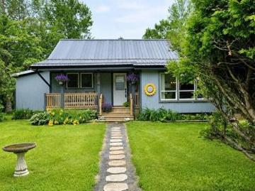 34 Shady Lane, Petawawa, ON, K8A 7Z5 house for sale | Listing ID X13472 | Royal LePage