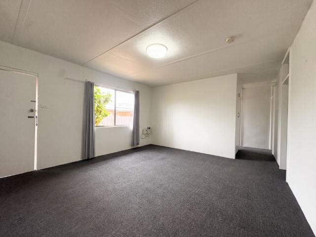 3/4 Speare Avenue
