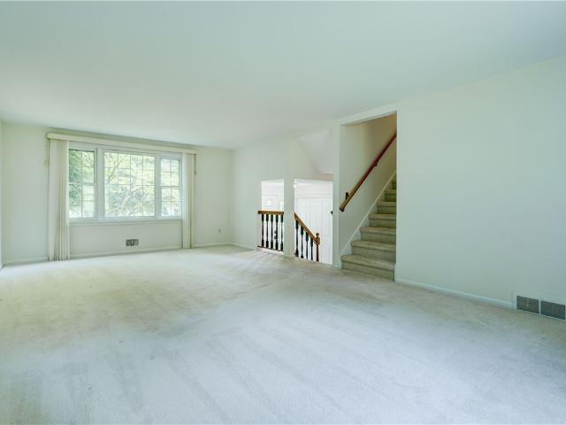 34 Sturbridge Lane