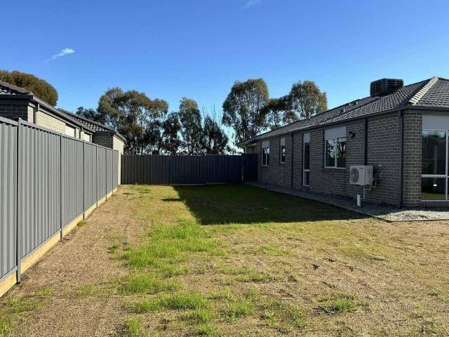 34 Sunflower Drive, Mooroopna