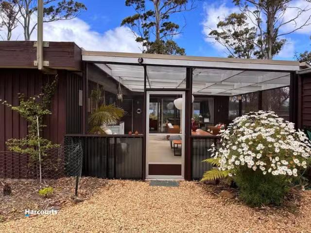 34 Sunset Drive, GARDEN ISLAND CREEK, TAS 7112 House for Rent