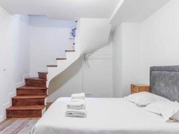 34m2 modern studio in Neuilly sur Seine