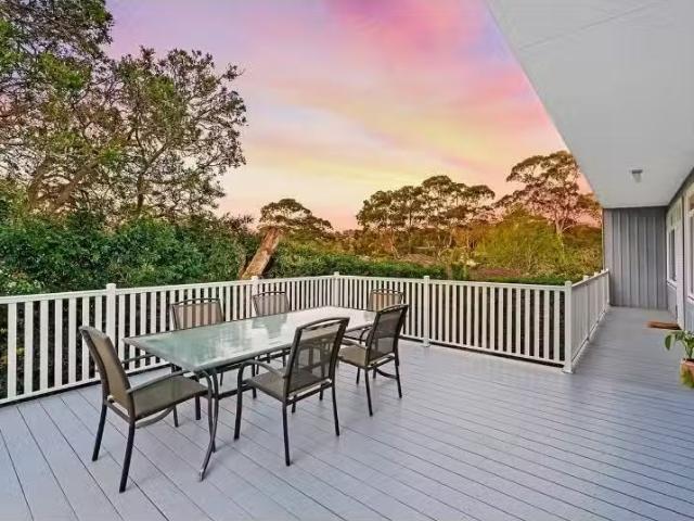 34a Campbell Avenue, Normanhurst Townhouse for rent Listed by.