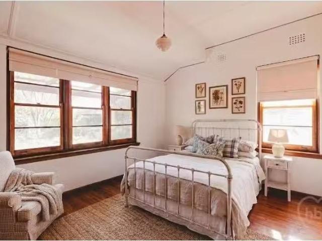 34a Hackett Gardens, Turner House for rent Listed by Jamye Du.