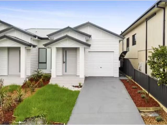 34b Malvina Parade, Gorokan House for rent Listed by Mia Pash.
