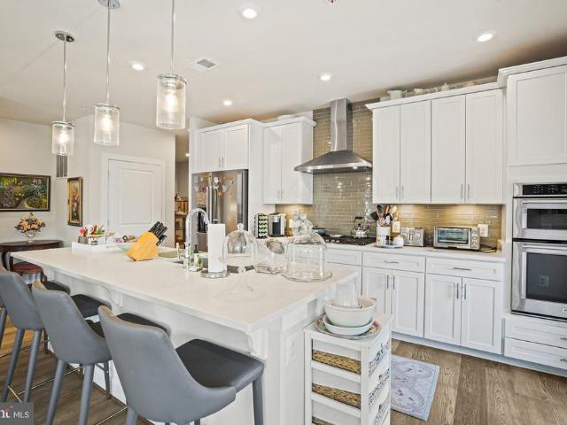 3505 Bellflower Lane # 408