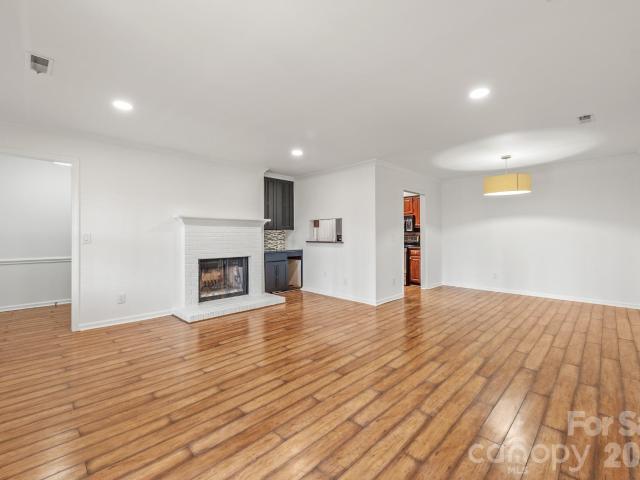 3507 Colony Crossing Dr, Charlotte, NC 28226 | MLS #4354