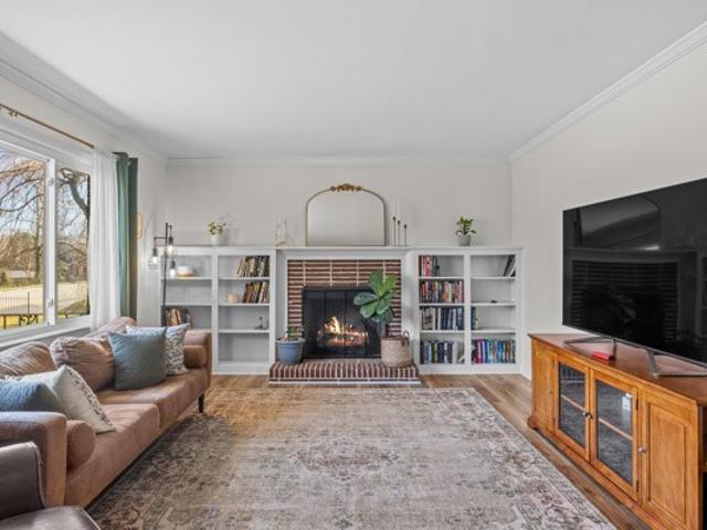 3507 Edwards Road