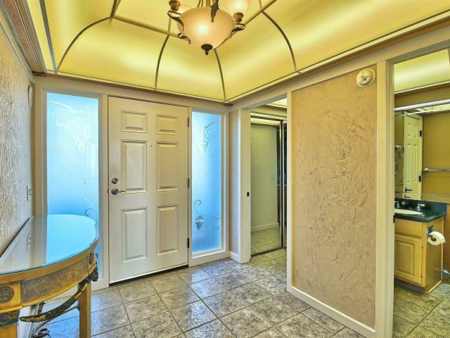 3507 Hidden Lake Dr W, Jacksonville, FL
