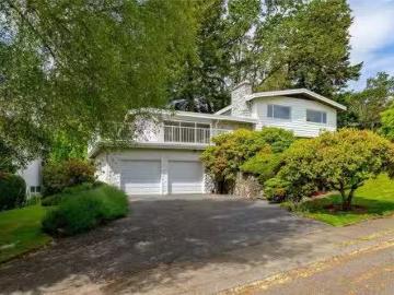 3508 Plymouth Rd, Oak Bay, BC, V8P 4X4 house for sale Listi.