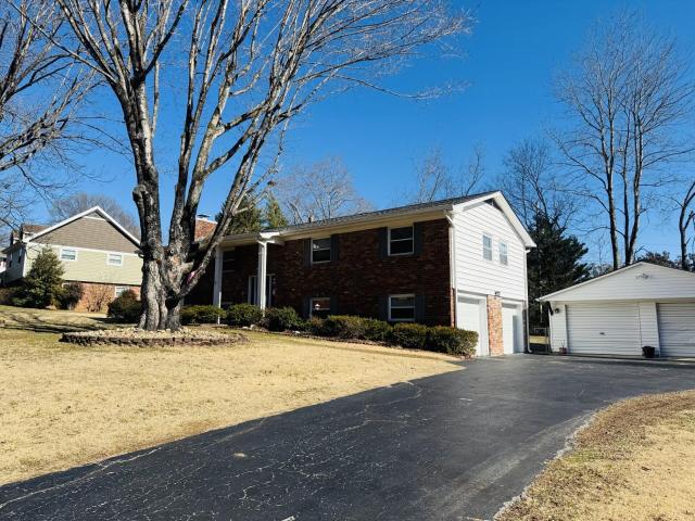 3508 Valley Trail