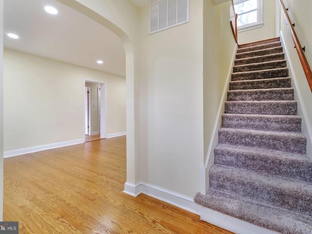 3509 Annandale Rd, Annandale, VA 22003 | MLS #VAFX2326