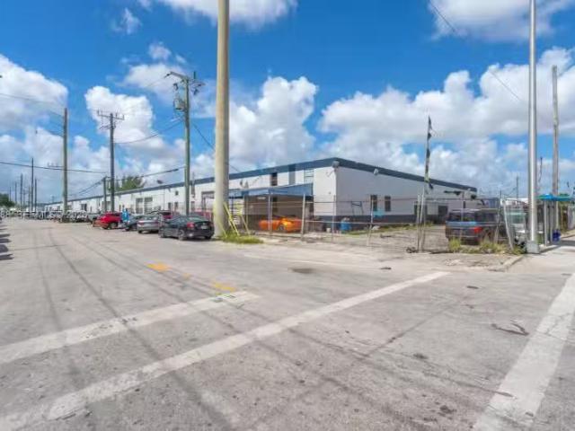 3500 NW 54th St #5304, Miami, FL 33142 MLS A12025588