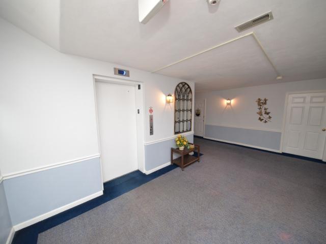 3500 Victoria Avenue # 304