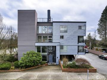 3501 SW Holden St, Unit 303, Seattle, WA 98126 | MLS #2530