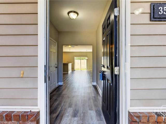 350 Canyon Oak Loop