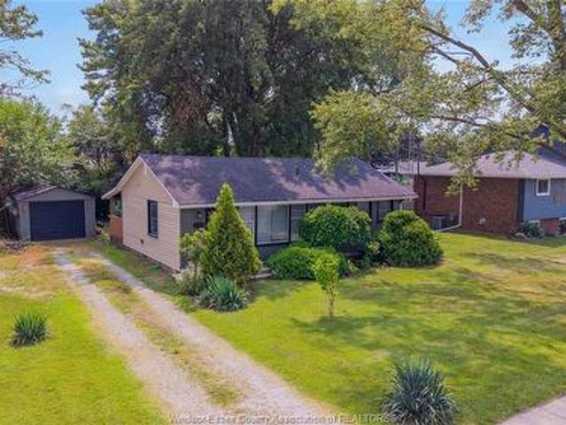 350 Bouffard, Lasalle, ON, N9J 1G2 house for sale | Listing ID 26023 | Royal LePage