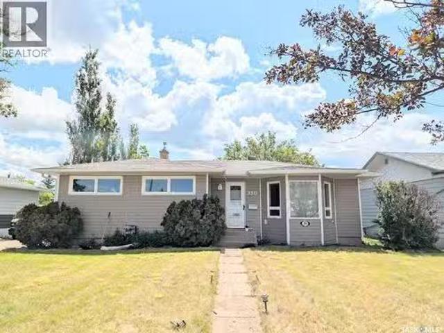 350 Begg Street W, Swift Current, SK, S9H 0K6 house for sale.