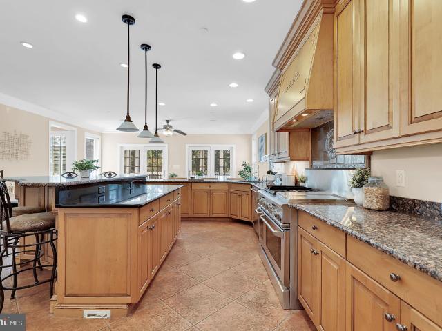 350 E Bay Front Rd, Deale, MD 20751 | MLS #MDAA2122