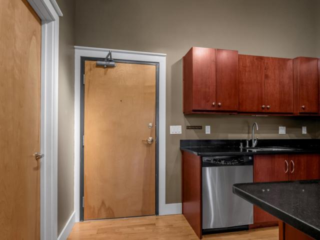 350 E Short Street # 315