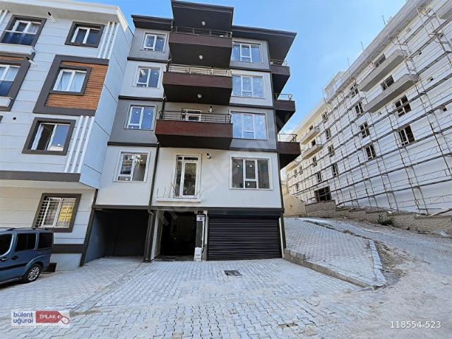 350 EVLERDE MERKEZİ KONUMDA KAPALI OTOPARKLI SATILIK 1+1 DAİRE