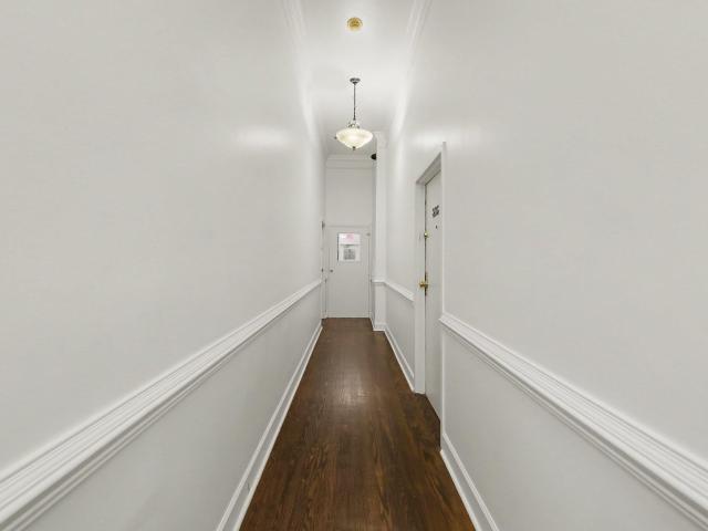 350 King Street 207