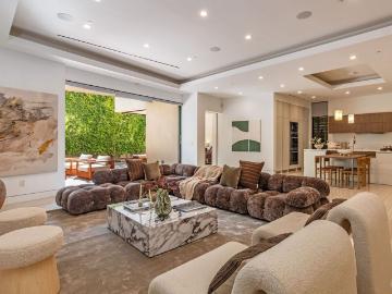 350 N Harper Ave, Los Angeles, CA 90048 | MLS #26838