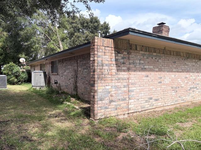 350 S Amherst Drive