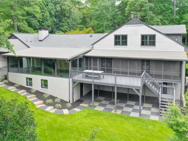 350 Shadowlawn Road SE