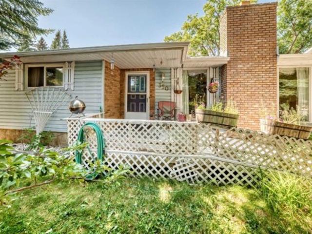 350 Silver Ridge Crescent Nw, Calgary, AB, T3B 3T5 house for sale | Listing ID A2333 | Royal LePage