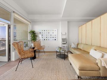 350 W Ash St 903