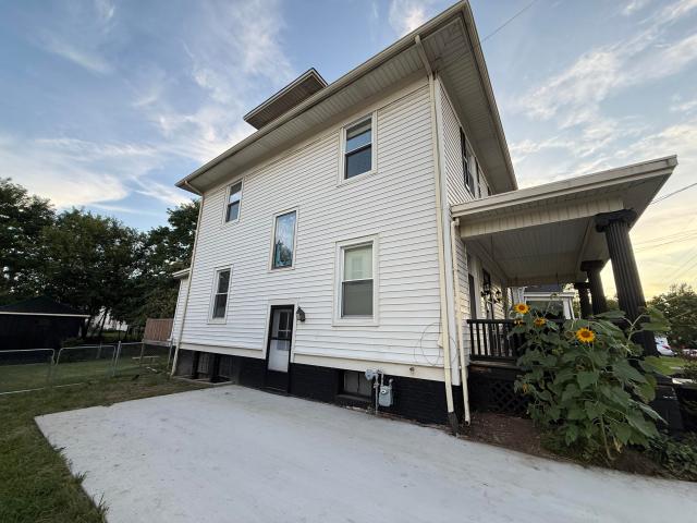 350 Woodland Avenue