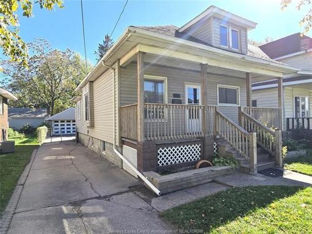 3515 Sandwich Street, Windsor, ON, N9C 1B6 house for sale | Listing ID 26025 | Royal LePage