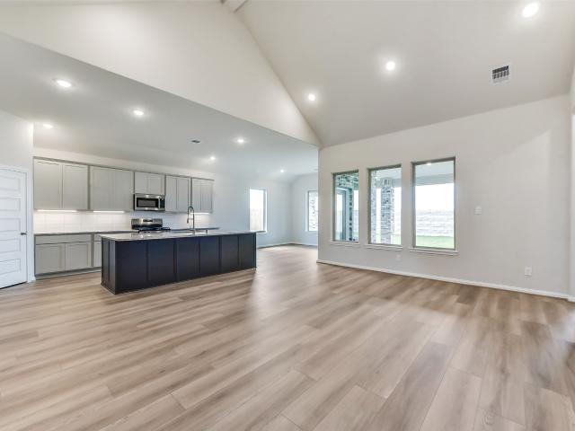 3516 Mount Scenery Lane