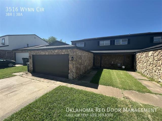 SECTION 8 APPROVED: Spacious 3 bed 2.5 bath for rent !