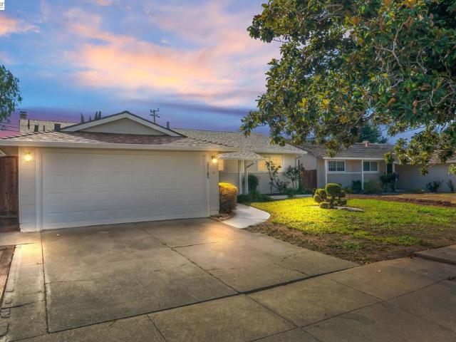 35185 Cabrillo Drive